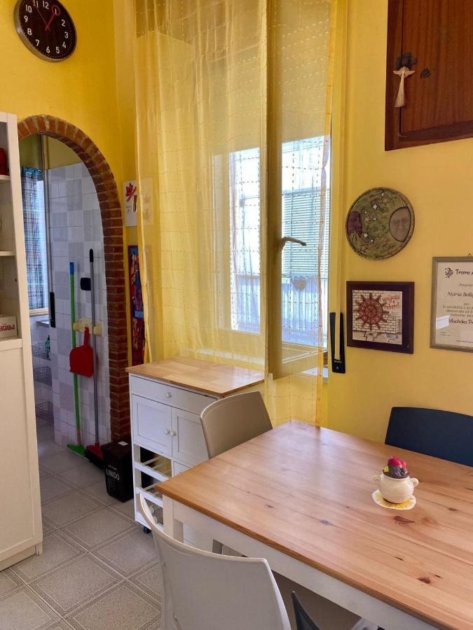 Appartement La Casa Di Peppa - Airport And Station à Naples Extérieur photo