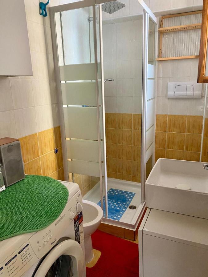 Appartement La Casa Di Peppa - Airport And Station à Naples Extérieur photo
